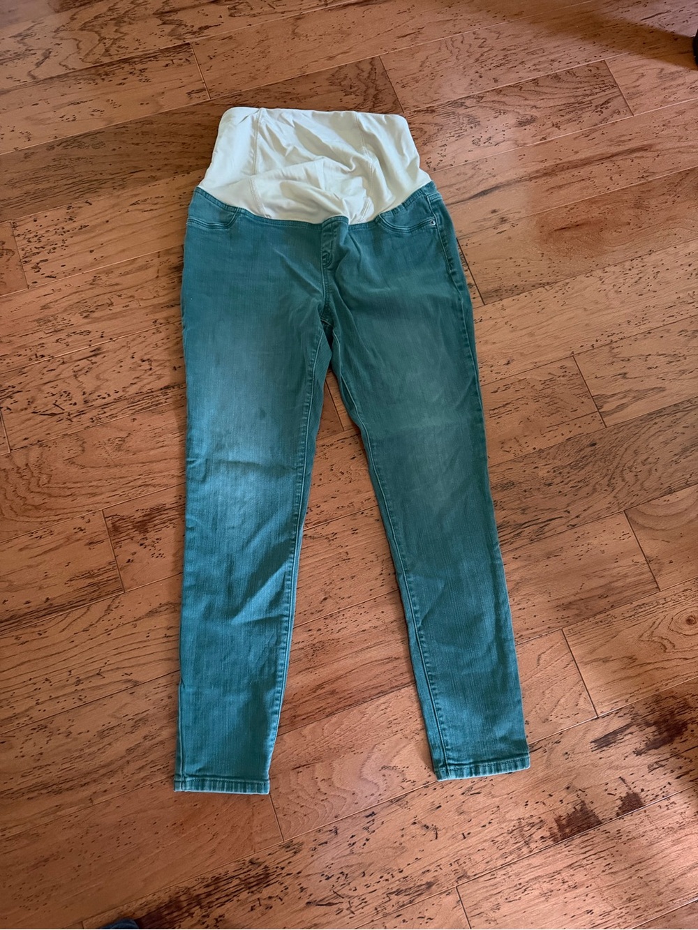 Maternity Stretch Skinny Jeans